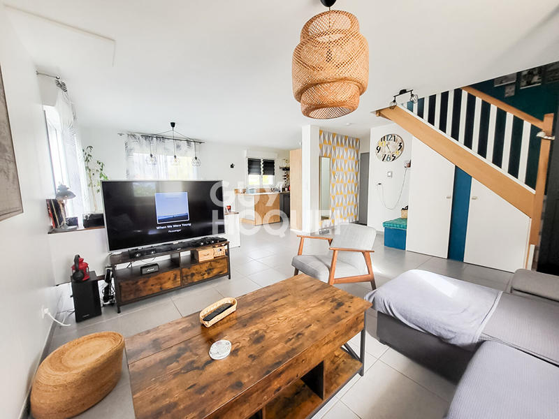 Maison - 99 m² - 5 pièces