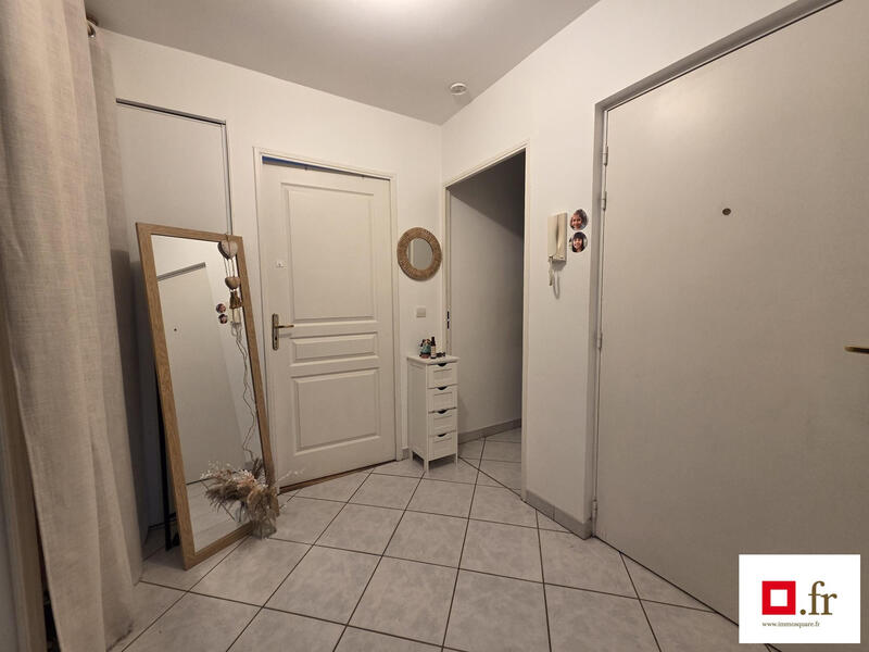 Appartement - 84 m² - 4 pièces