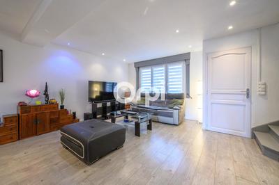 Maison - 82 m² - 4 pièces