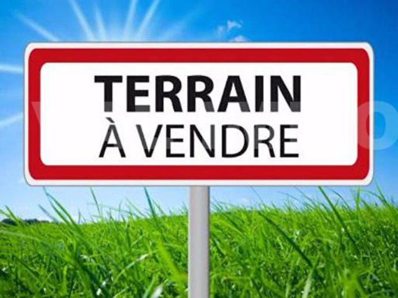 Terrain constructible - 901 m²