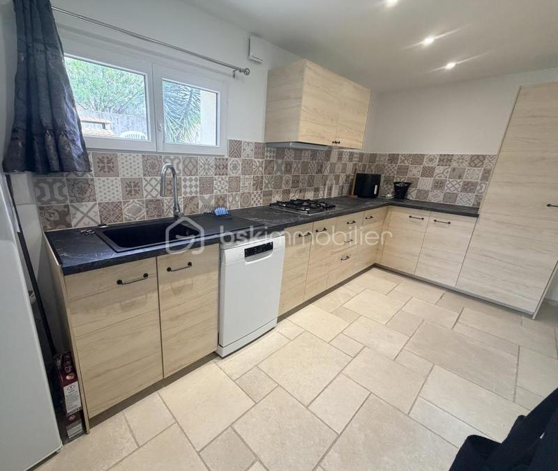 Villa - 181 m² - 8 pièces