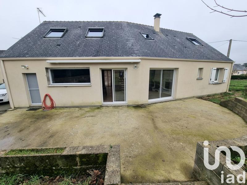 Maison - 147 m² - 9 pièces