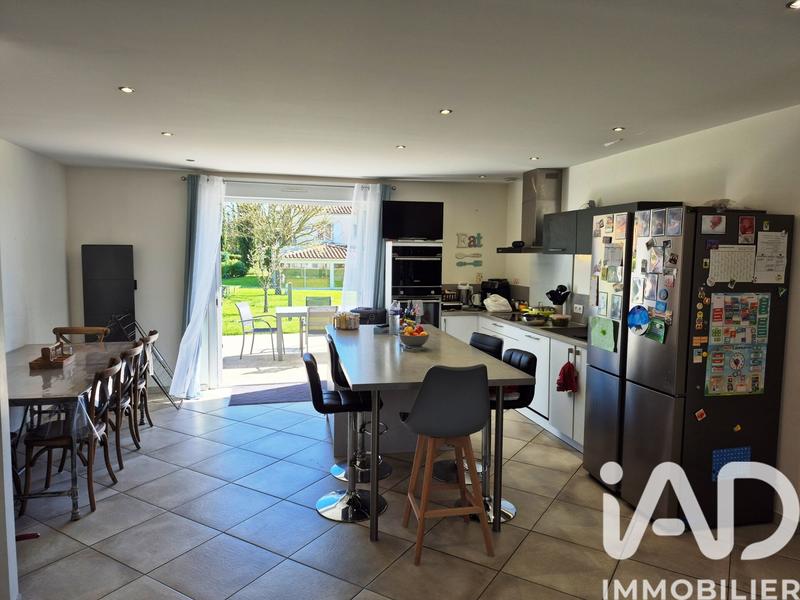 Maison - 121 m² - 5 pièces