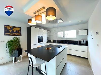 Maison - 118 m² - 5 pièces