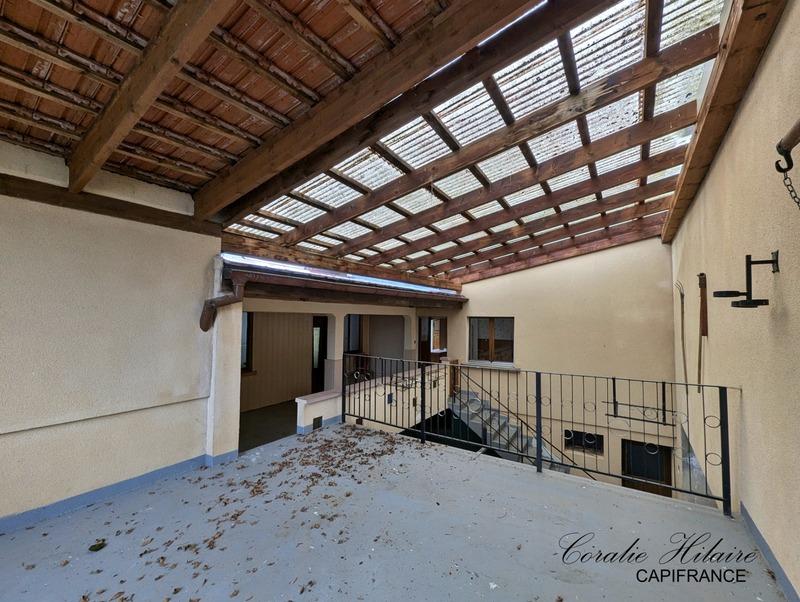 Maison - 171 m² - 8 pièces