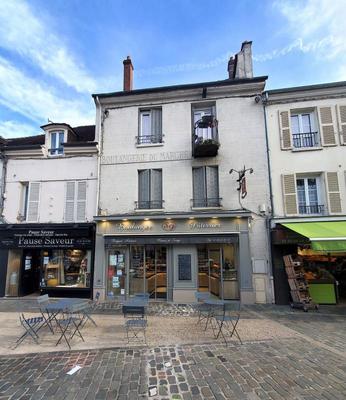 Immeuble - 235 m² - 3 pièces