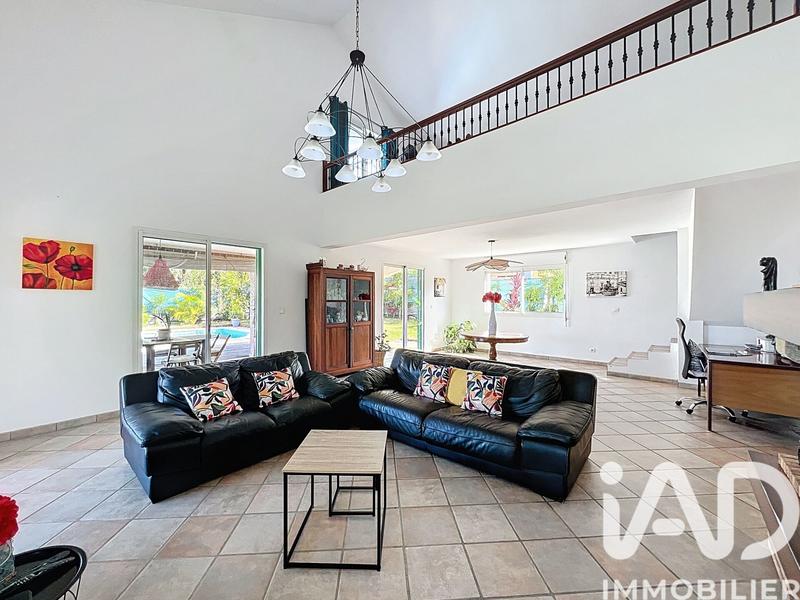 Maison de maîtres - 202 m² - 6 pièces