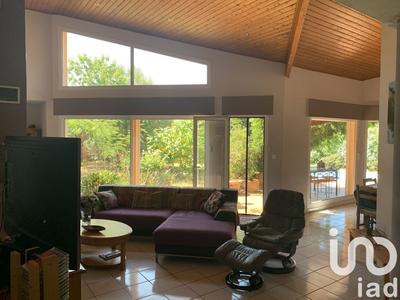 Maison de maîtres - 200 m² - 11 pièces