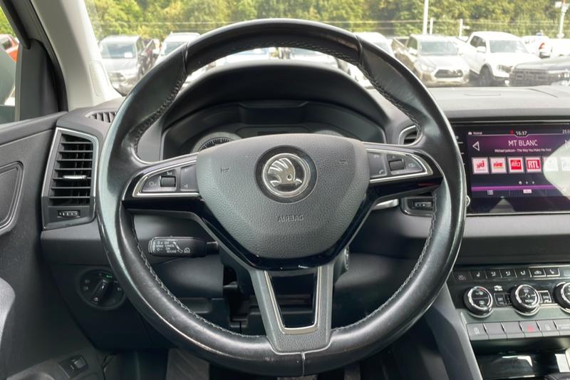 Skoda Karoq 2.0 Tdi 150 Dsg7 4x4 Busi