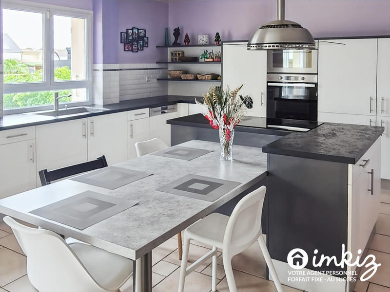 Maison - 145 m² - 6 pièces