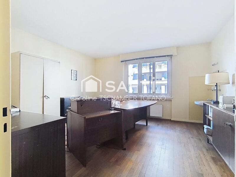 Appartement - 142 m² - 5 pièces