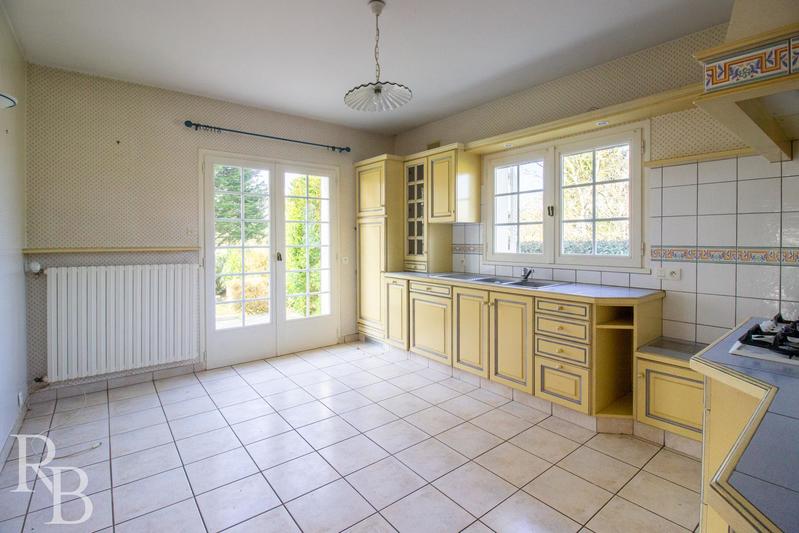 Maison - 168 m² - 7 pièces