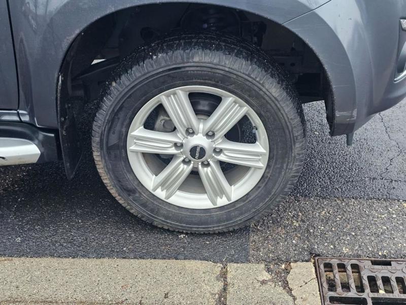 Isuzu d-max 1.9 4x4 Crew Cab Quasar m/T Bv6