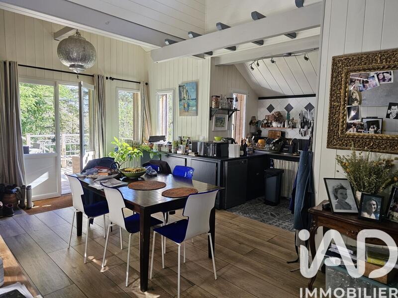 Maison - 156 m² - 7 pièces