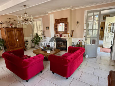 Propriété - 142 m² - 4 pièces