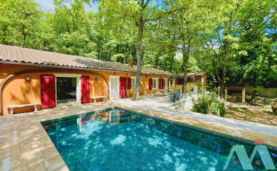 Maison - 165 m² - 6 pièces