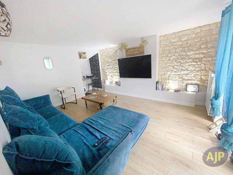 Maison - 182 m² - 4 pièces