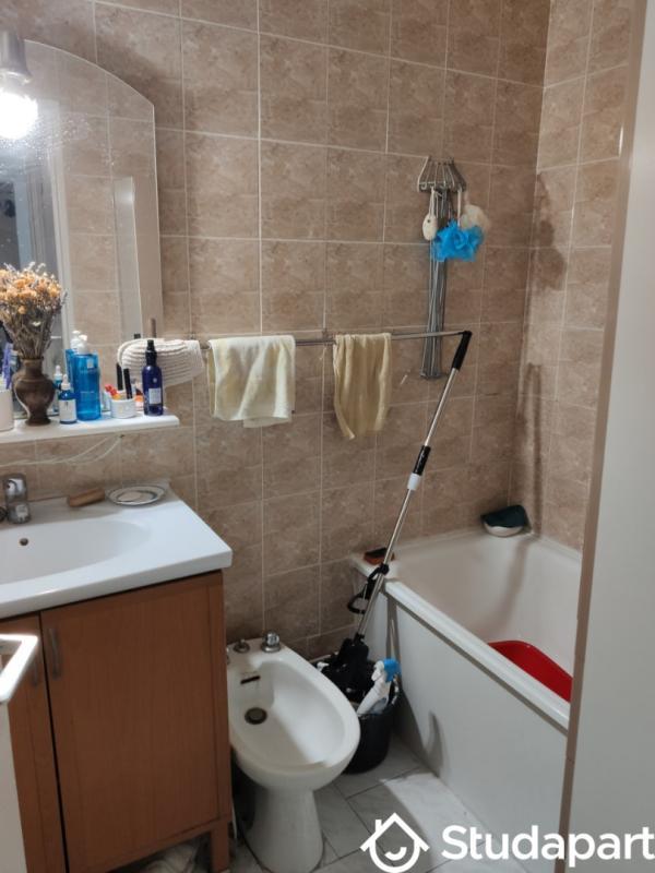 Chambre - 9 m² - 1 pièce