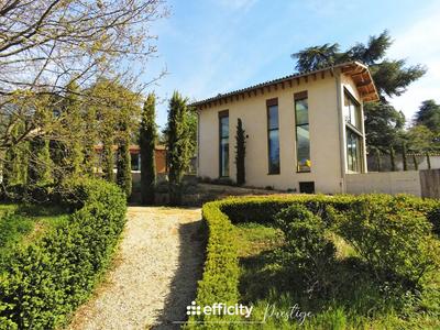 Maison - 131 m² - 4 pièces