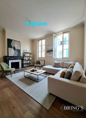 Maison - 185 m² - 7 pièces