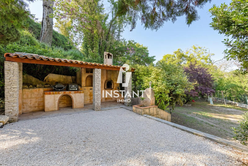 Maison traditionnelle - 125 m² - 5 pièces