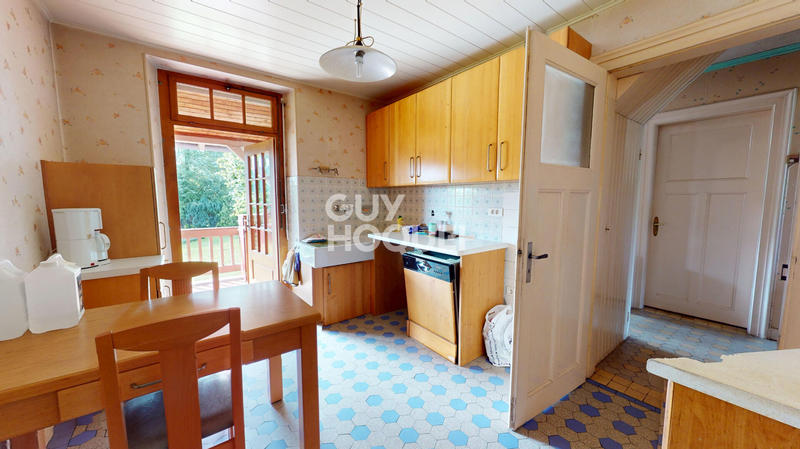 Maison - 160 m² - 9 pièces