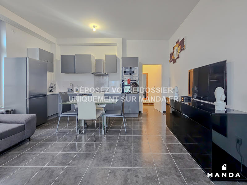 Chambre - 9 m² - 3 pièces