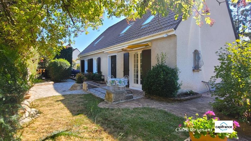 Maison de ville - 191 m² - 11 pièces