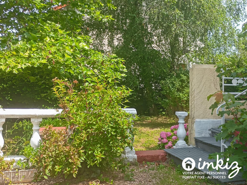 Maison - 200 m² - 9 pièces