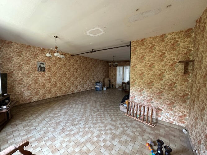 Maison - 140 m² - 6 pièces