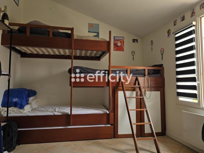 Maison - 99 m² - 4 pièces