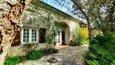 Maison - 169 m² - 6 pièces