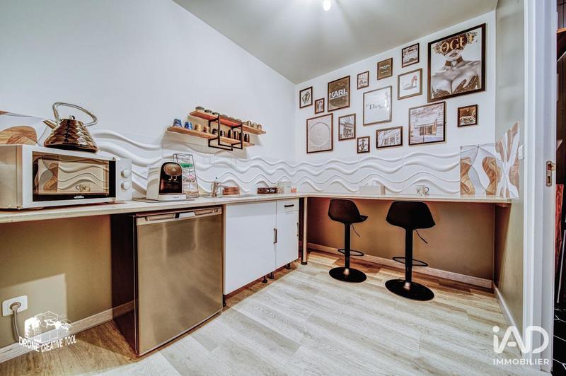 Local commercial - 101 m²