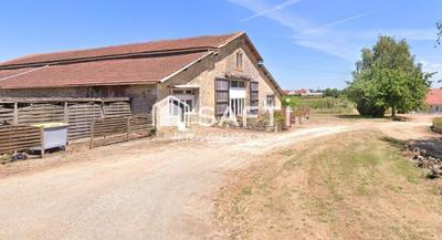 Maison - 313 m² - 2 pièces