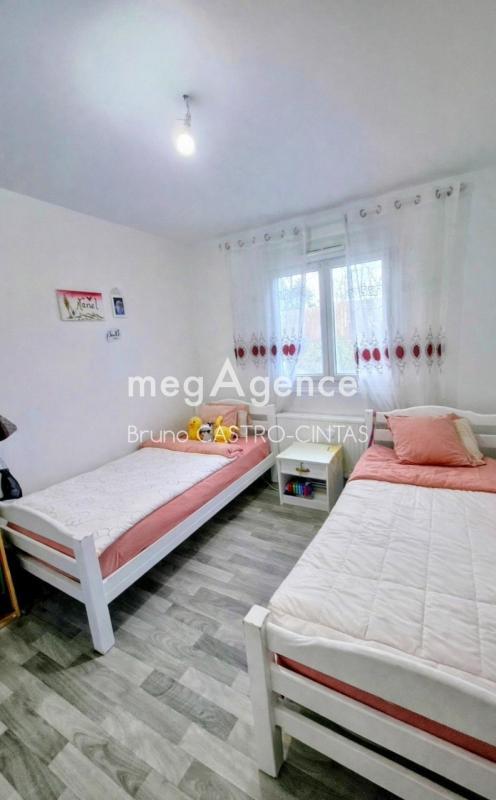 Maison jumelée - 89 m² - 5 pièces