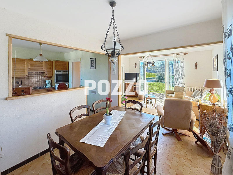 Maison - 90 m² - 6 pièces