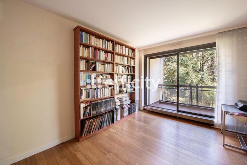 Appartement - 148 m² - 5 pièces