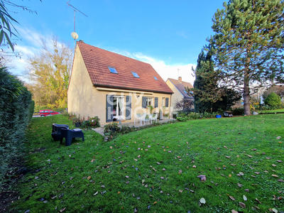 Maison - 122 m² - 6 pièces