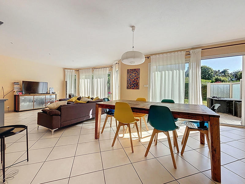 Maison - 175 m² - 8 pièces