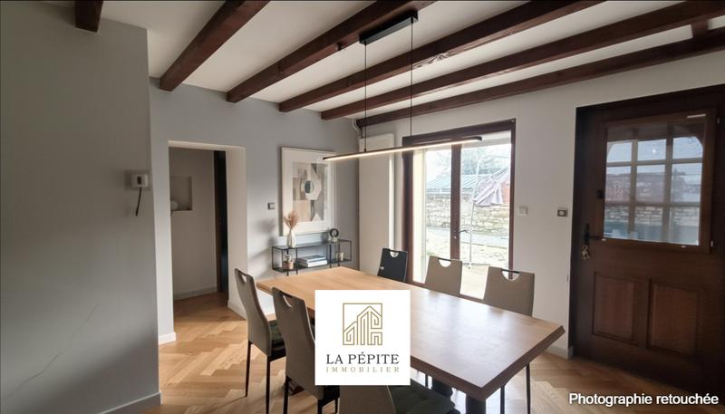 Maison - 100 m² - 5 pièces