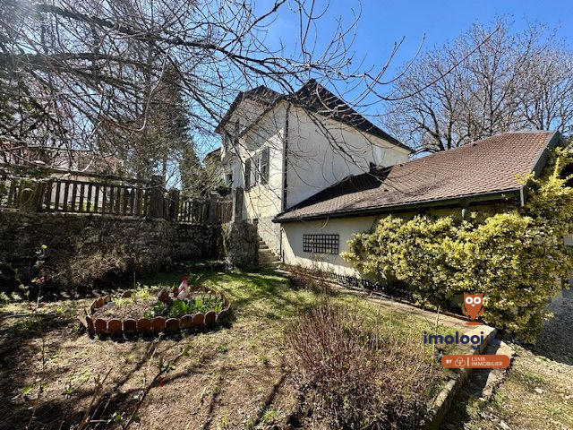 Maison ancienne - 196 m² - 7 pièces