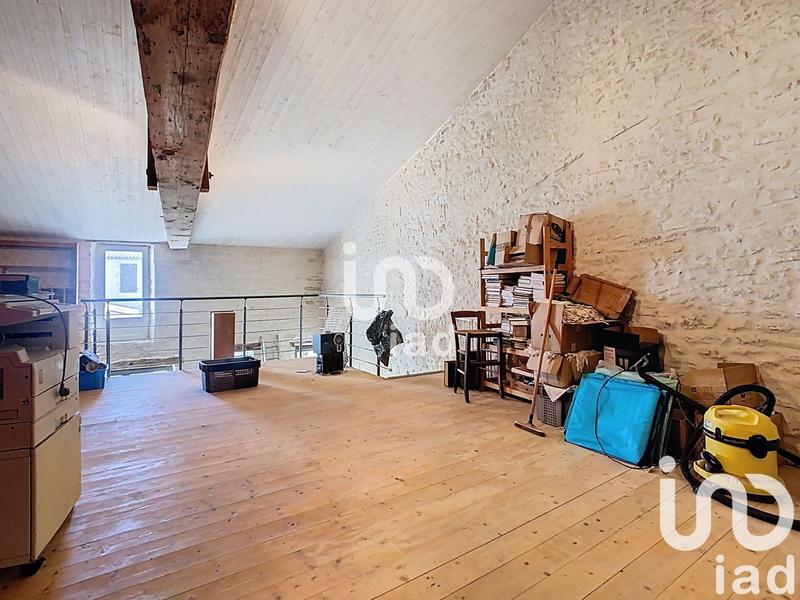 Maison - 210 m² - 7 pièces