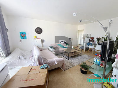 Appartement - 85 m² - 4 pièces