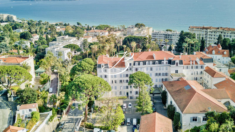 Appartement - 165 m² - 4 pièces