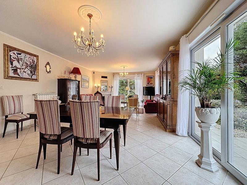 Maison ancienne - 208 m² - 6 pièces