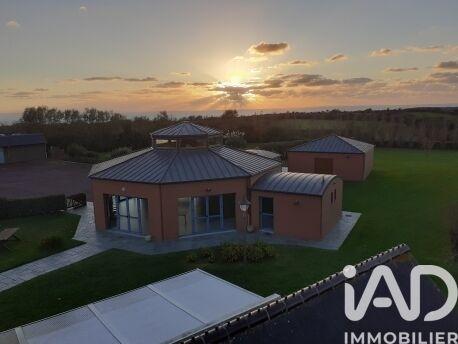 Maison - 465 m² - 17 pièces