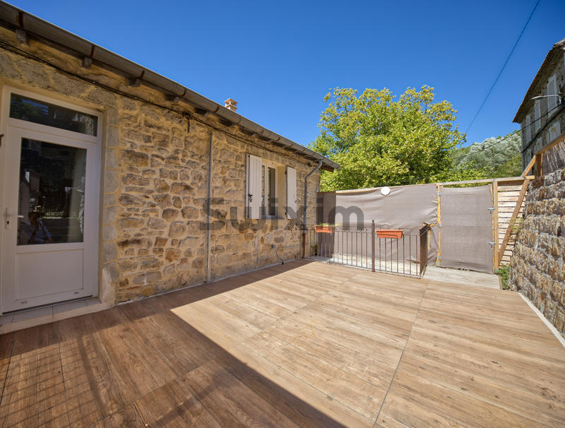 Appartement - 95 m² - 5 pièces