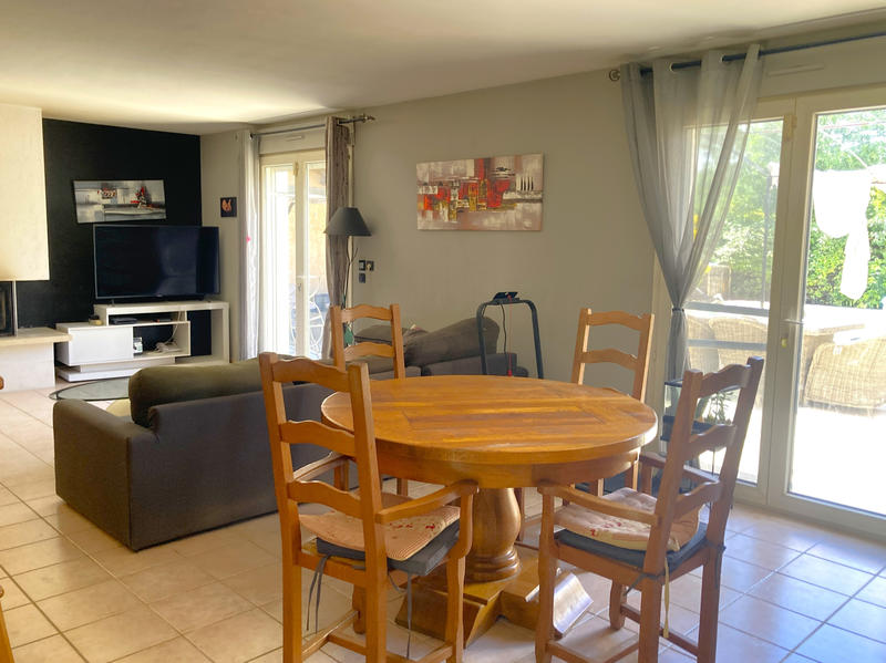 Maison - 93 m² - 5 pièces