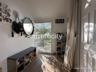 Maison - 82 m² - 3 pièces