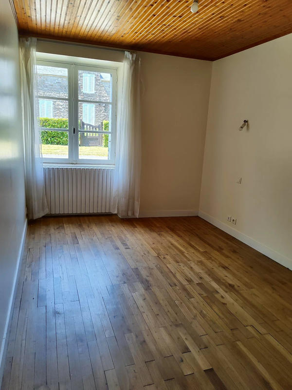 Maison traditionnelle - 104 m² - 4 pièces